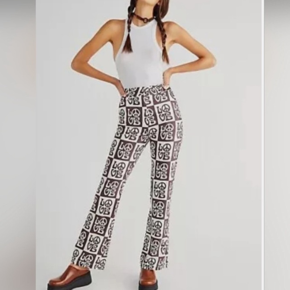HOUSE OF SUNNY All You Need Is Love Pants - Picture 2 of 16